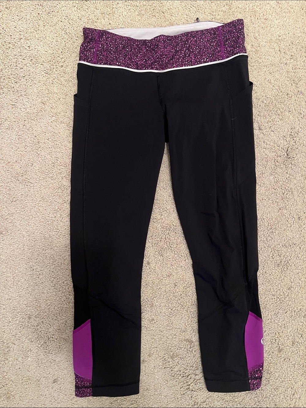 Lululemon Leggings Womens 6 Black Purple Pace Rival Crop Leggings